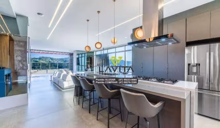 Luxuosa cobertura plana à venda no bairro Victor Konder, em Blumenau