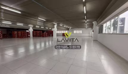 Excelente Sala Comercial com 653m2 no Bairro Itoupava Norte - Via Expressa em Blumenau