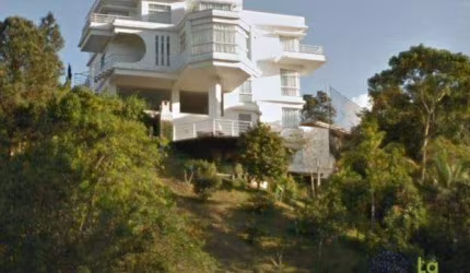 Casa com 4 dormitórios à venda, 550 m² por R$ 2.800.000,01 - Centro - Gaspar/SC