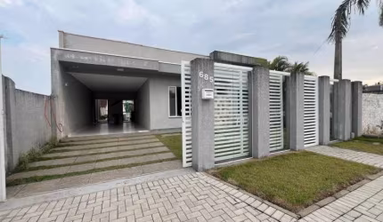 CASA DE ALTO PADRÃO À VENDA NO BALNEÁRIO ELIANE
