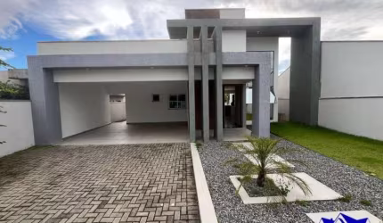 CASA COM 3 SUÍTES , BALNEÁRIO NEREIDAS, 150 M DA PRAIA