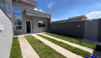 CASA MODERNA  COM PISCINA  BALNEÁRIO NEREIDAS