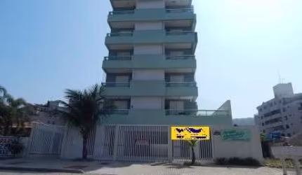 COBERTURA DUPLEX NO EDIFÍCIO ÁGUAS MARINHAS: VISTA INCRÍVEL DA BAÍA A APENAS 3 QUADRAS DO MAR!