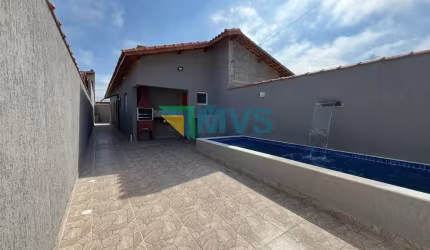 Venda casa 2 quartos, 1 suíte, 2 salas, 3 banheiros em Gaivotas, Itanhaém-SP com 2 vagas - 65,00 m²