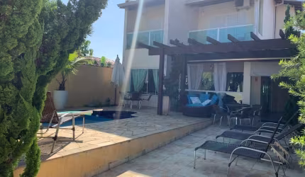 Casa à venda em Itanhaém-SP, Cibratel 1: 5 quartos, 5 suítes, 3 salas, 7 banheiros, 4 vagas, 268m². Aproveite essa oportunidade!