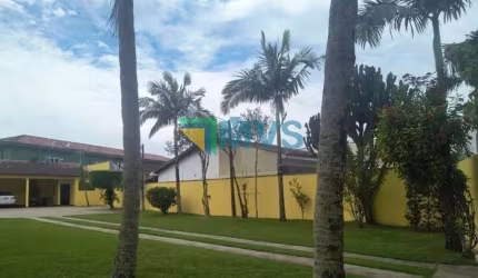 Casa de Luxo à Venda no Centro de Itanhaém-SP  5 Quartos, 5 Suítes, 3 Salas, 6 Banheiros, 10 Vagas e 215m²