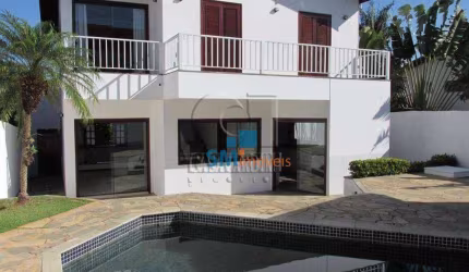 Casa com 5 dormitórios à venda, 400 m² por R$ 2.200.000,00 - Alphaville 06 - Santana de Parnaíba/SP