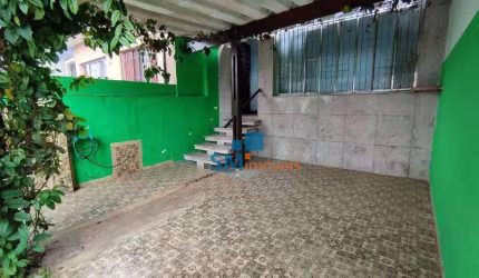 Casa com 3 dormitórios à venda, 235 m² por R$ 800.000,00 - Vila Alzira - Santo André/SP