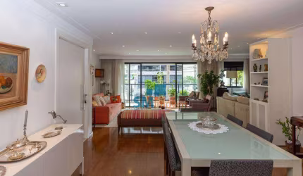 Apartamento com varanda, 161m², 03 suítes e tres vagas - Vende-se Vila Nova Conceição