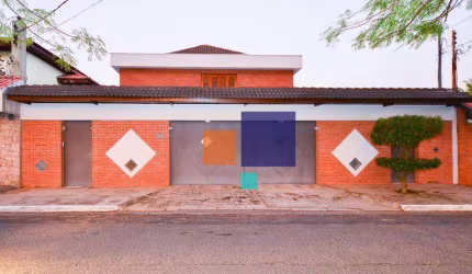 Casa Alto Padrão 430m², 04 dormitórios(02 suítes), 06 vagas e piscina, vende no Alto da Boa Vista