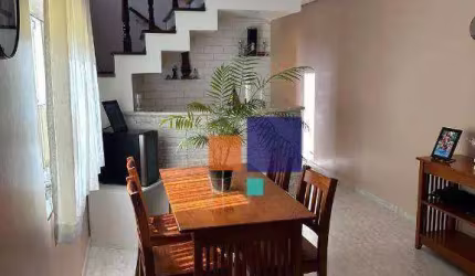 Sobrado com 3 dormitórios à venda, 340 m² por R$ 850.000,00 - Parque São Vicente - Mauá/SP