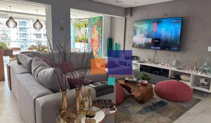 Apartamento 111m² com 02 suítes, varanda gourmet e 02 vagas - Vende na Aclimação