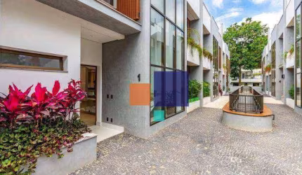 Casa Alto Padrão Mobiliada em Condomínio com 650m², 04 suítes e 04 vagas - Vende-se no Alto da Boa Vista