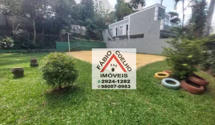 02 Sobrados com aprox. 130m com 4 dormitórios, rua fechada à venda, por R$ 750.000 - Campo Grande - São Paulo/SP