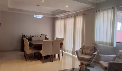 Sobrado com 181 m² Nova Aliança