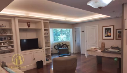 Espaçoso Apartamento de 3 Quartos em Indianópolis.
