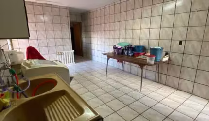Casa a venda com 4 dormitorios   Vila Tenis Clube   Assis SP