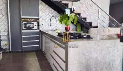 Sobrado à venda, 223 m² por R$ 1.600.000,00 - Pinheiros - Aparecida de Goiânia/GO