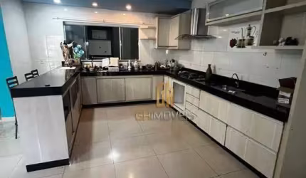 Sobrado à venda, 257 m² por R$ 650.000,00 - Vila Novo Horizonte - Goiânia/GO