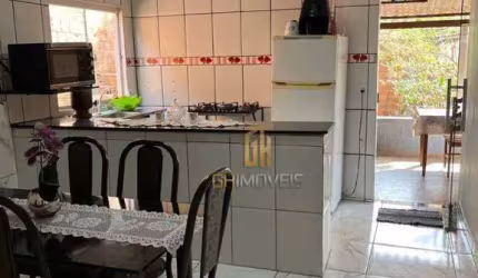 Casa com 2 dormitórios à venda, 72 m² por R$ 320.000 - São Carlos - Goiânia/GO