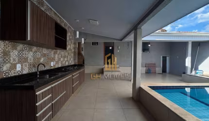 Casa à venda, 175 m² por R$ 600.000,00 - Parque das Flores - Goiânia/GO