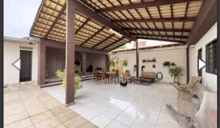 Sobrado com 4 dormitórios à venda, 420 m² por R$ 1.450.000,00 - Setor Jaó - Goiânia/GO