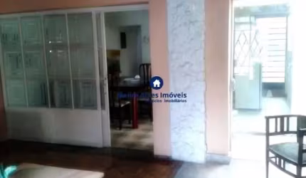 Casa com 4 quartos à venda no Centro, Mogi das Cruzes , 183 m2 por R$ 700.000