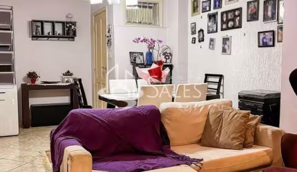 Bom apartamento 2 dormitórios na Bela Vista