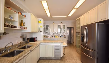 APARTAMENTO COM 4 SUÍTES NO JARDINS 8 VAGAS