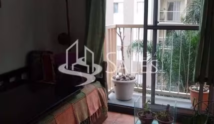 Oportunidade Única no Cambuci! Apartamento 50m²!  Aconchegante de 2 dormitórios com sacada e vaga!