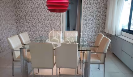 Espaçoso apartamento de luxo com 4 quartos e 3 vagas na Aclimação - São Paulo