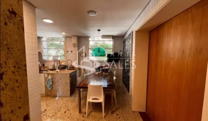 Apartamento em Jardim Europa com 230m²