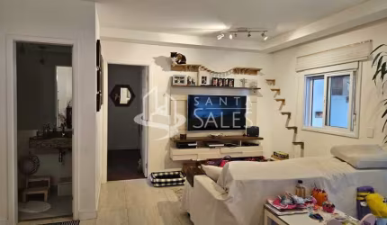 Apartamento  3 quartos, sendo 3 suítes, e 4 banheiros no total.