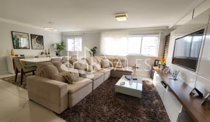 Apartamento à venda no Tatuapé, São Paulo-SP: 2 quartos, 1 suíte, 2 salas, 2 banheiros, 1 vaga e 110m² de área. Confira!
