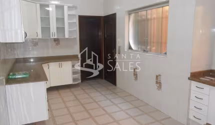 Casa Sobrado de 160 m2 em Vila Mazzei.