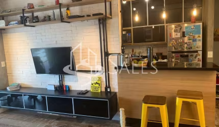 Apartamento à venda na Lapa, São Paulo-SP: 3 quartos, 1 suíte, 2 banheiros, 2 vagas de garagem, 92m² de área.