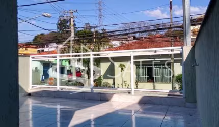 Casa à venda em São Paulo-SP, no Jardim Jamaica: 2 quartos, 1 sala, 2 banheiros, 2 vagas de garagem, 107m².