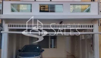 Imóvel à venda: Casa de luxo com 3 suítes na Vila Mariana, São Paulo-SP - 202m², 2 vagas de garagem.