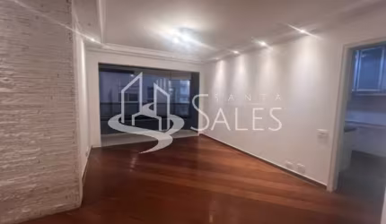 Apartamento à venda em Moema, São Paulo-SP: 3 quartos, 1 suíte, 3 banheiros, 2 vagas, 116m². Confira!