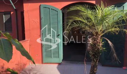 Imperdível sobrado à venda na Vila Mariana, SP: 3 quartos, 2 vagas, 322m² - SOBRADO, 3 DTS, SALA, COZINHA, 3 BANHS, TERRAÇO, LAVANDERIA.