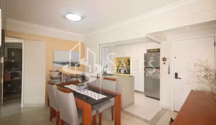 Apartamento à venda em São Paulo-SP, Bosque da Saúde: 3 quartos, 1 suíte, 2 banheiros, 2 vagas de garagem!