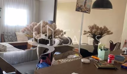 Apartamento à venda na Liberdade - São Paulo-SP: 2 quartos, 1 suíte, 2 banheiros, 1 vaga de garagem, 75m² de área.