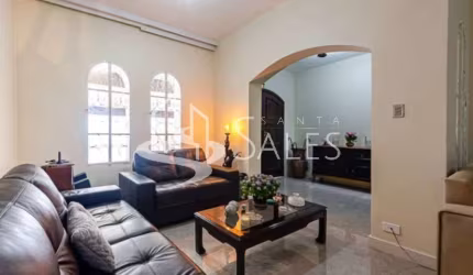 Excelente oportunidade: Casa à venda em São Paulo-SP, Vila Pompéia! 4 quartos, 3 suítes, 1 sala, 4 banheiros, 2 vagas de garagem, 156 m².