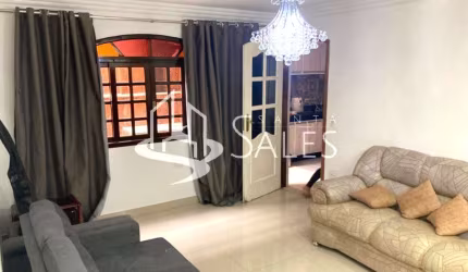 Casa à venda em São João Clímaco, São Paulo-SP: 4 quartos, 2 salas, 2 banheiros, 1 vaga, 320m² de área. Aproveite!