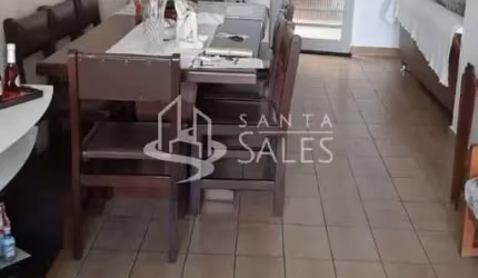Imperdível! Casa à venda na Vila Anglo Brasileira, São Paulo-SP: 2 quartos, 1 suíte, 1 sala, 1 banheiro, 1 vaga, 153 m².