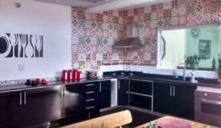 Imperdível Casa à Venda em São Paulo-SP, Vila Barbosa: 3 quartos, 1 suíte, 1 sala, 2 banheiros, 2 vagas, 180m²!