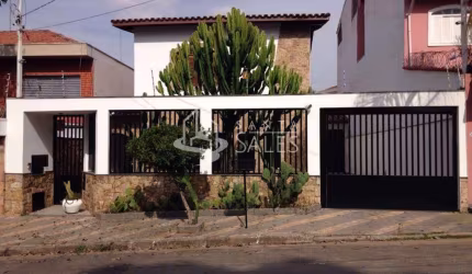 Imperdível! Casa à venda em São Paulo-SP, Jardim Guapira. 3 quartos, 1 suíte, 1 sala, 3 banheiros, 5 vagas de garagem.