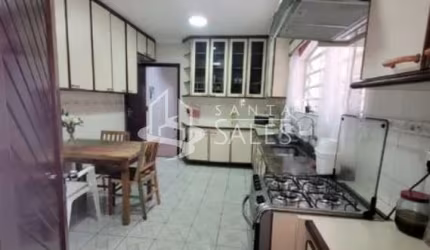 Imperdível! Casa para venda em São Paulo-SP, Vila Romero: 3 quartos, 1 suite, 1 sala, 1 banheiro, 2 vagas, 155,00 m².