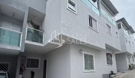 Casa em Condomínio à Venda na Penha de França, São Paulo-SP: 2 Quartos, 2 Suítes, 1 Sala, 3 Banheiros, 1 Vaga, 120m² Área.