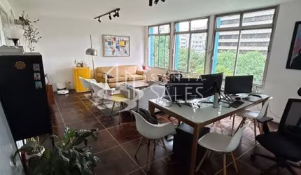 Venda de Apartamento de Luxo com 4 Quartos e 3 Vagas na Bela Vista, São Paulo - 183m² de Puro Conforto